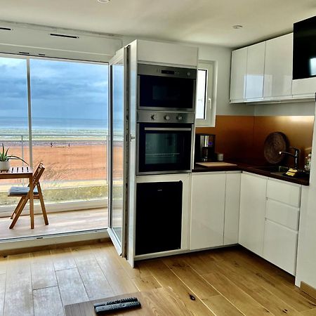 Mettons Les Voiles - Appt Vue Mer Avec Loggia Bernières-sur-Mer Extérieur photo